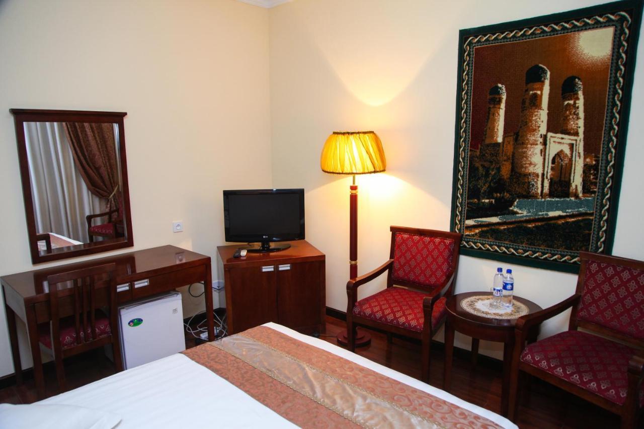 Kamelot Hotel Buxoro Luaran gambar